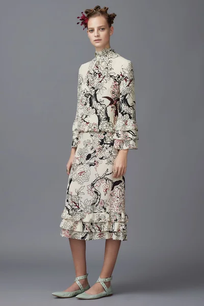 Look 70